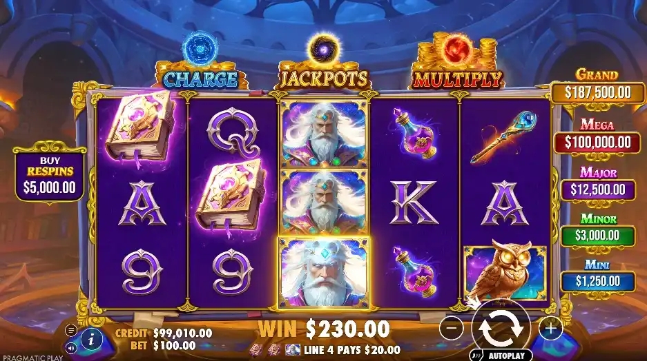 Ronda de tiradas gratuitas de la tragaperras SpellMaster con un mago lanzando hechizos